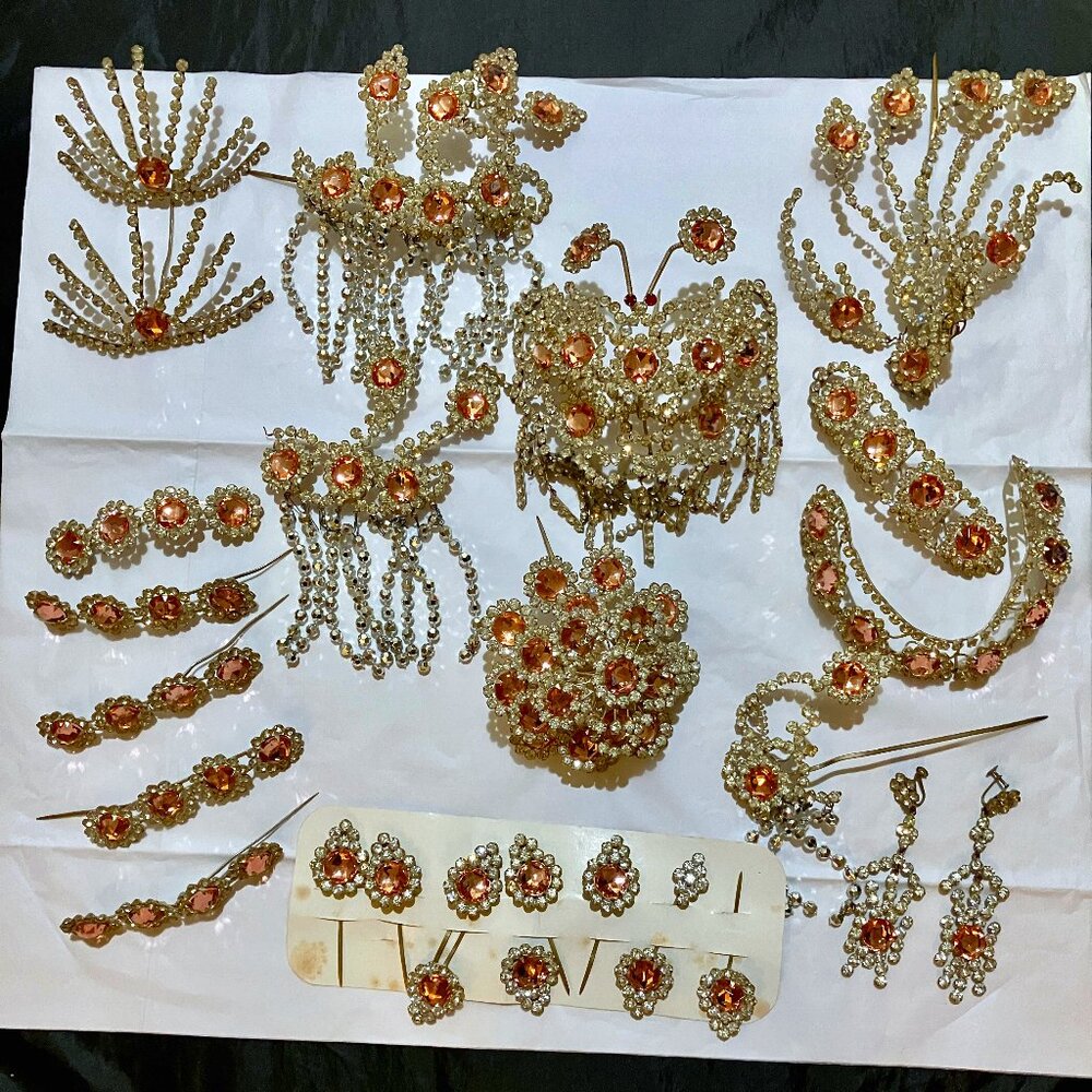 VINTAGE CHINESE OPERA DECORATIVE PINK/WHITE RHINESTONE HAIR ACCESSORY (大 頭 石)